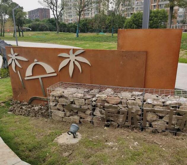 路南锈钢板挡土墙